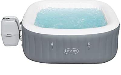 Test du jacuzzi Bestway Lay-Z-Spa Madeira AirJet : détente carrée 180 cm