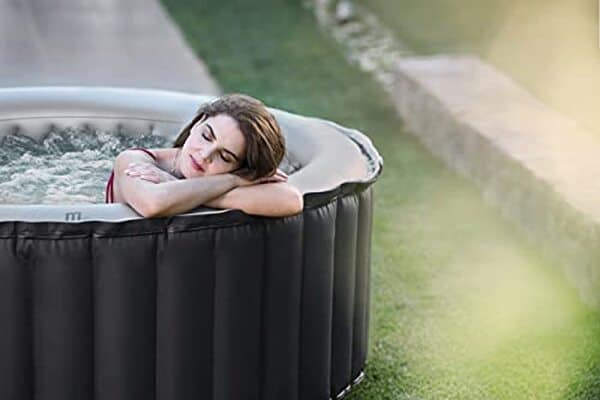Découvrez notre test complet du spa gonflable Mspa Silver Cloud 6 places : performances, avantages et inconvénients pour bien choisir votre spa.