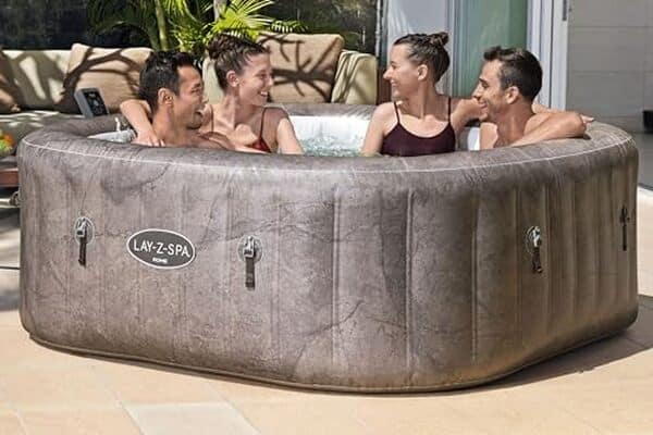 Découvrez notre test détaillé du spa Bestway Rome MaxHold : confort, design carré en marbre et performances. Avis client, caractéristiques et prix du meilleur jacuzzi de luxe.