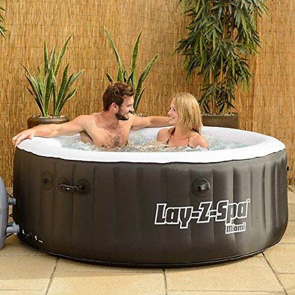 Découvrez notre test détaillé du spa gonflable Lay-Z-Spa Miami 54123 : caractéristiques, avantages et conseils pour bien choisir votre jacuzzi portable. 